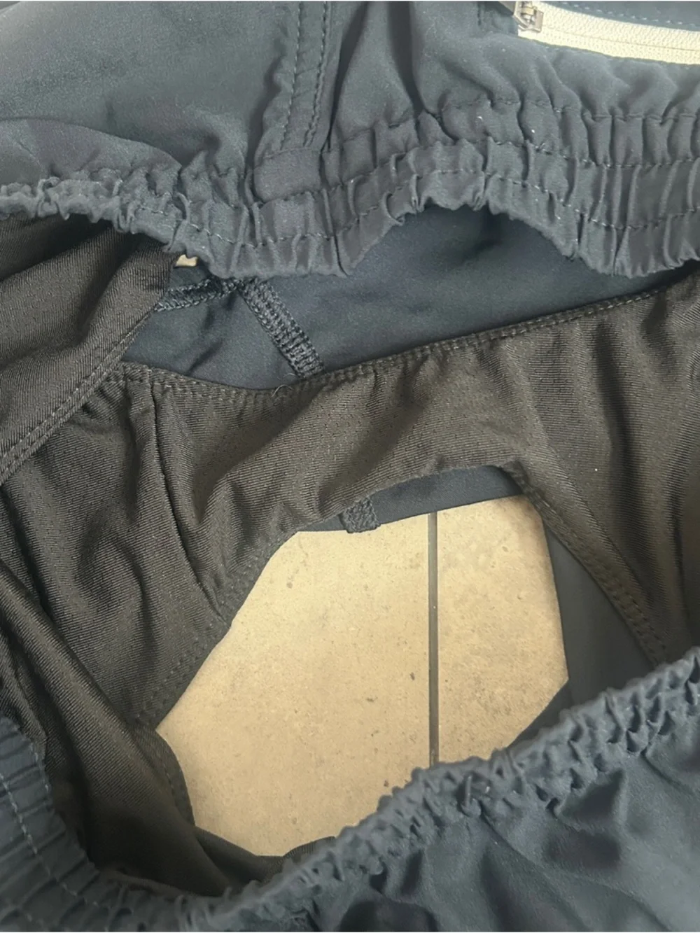 Vuori Clementine 2.0 shorts Navy small - Picture 5 of 6
